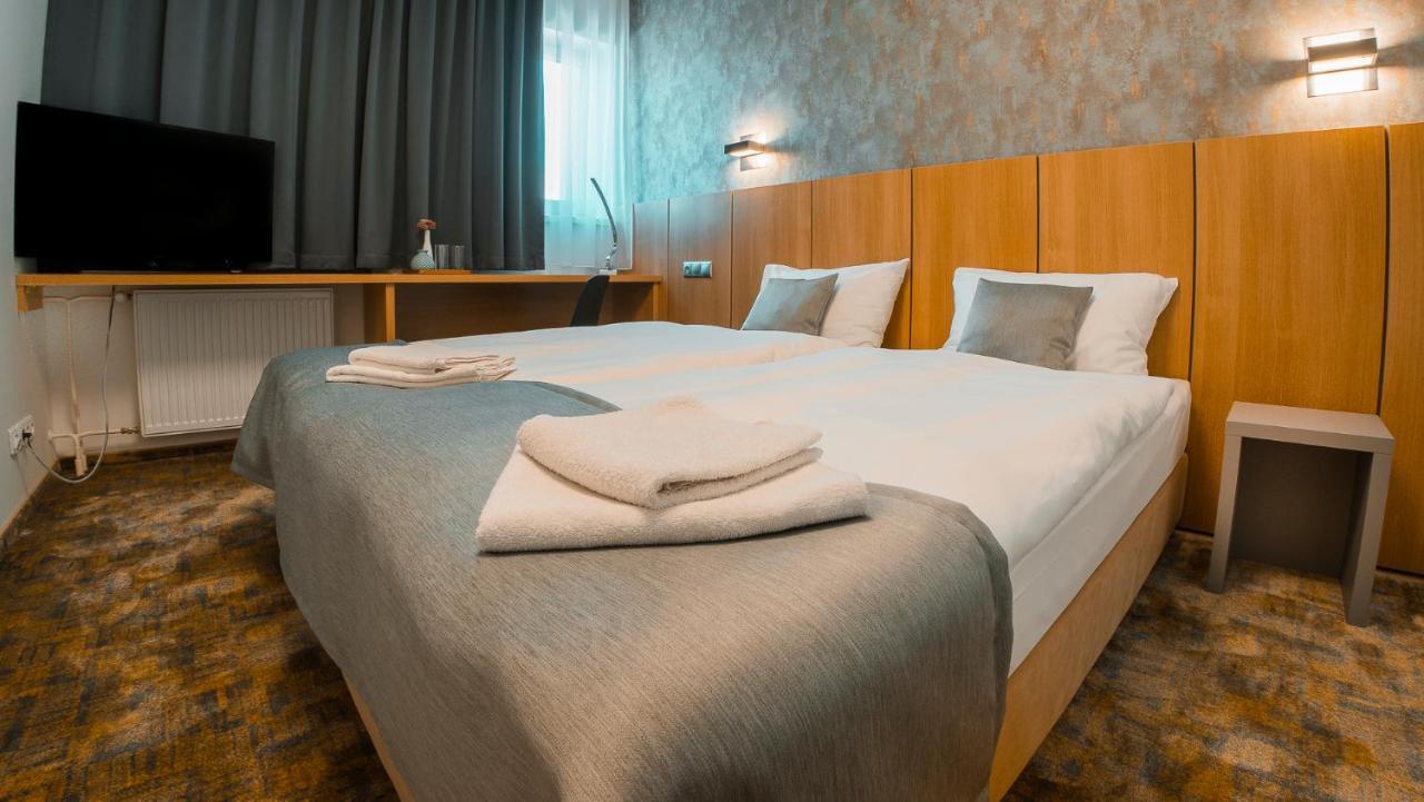 Hotel Arena コシツェ エクステリア 写真